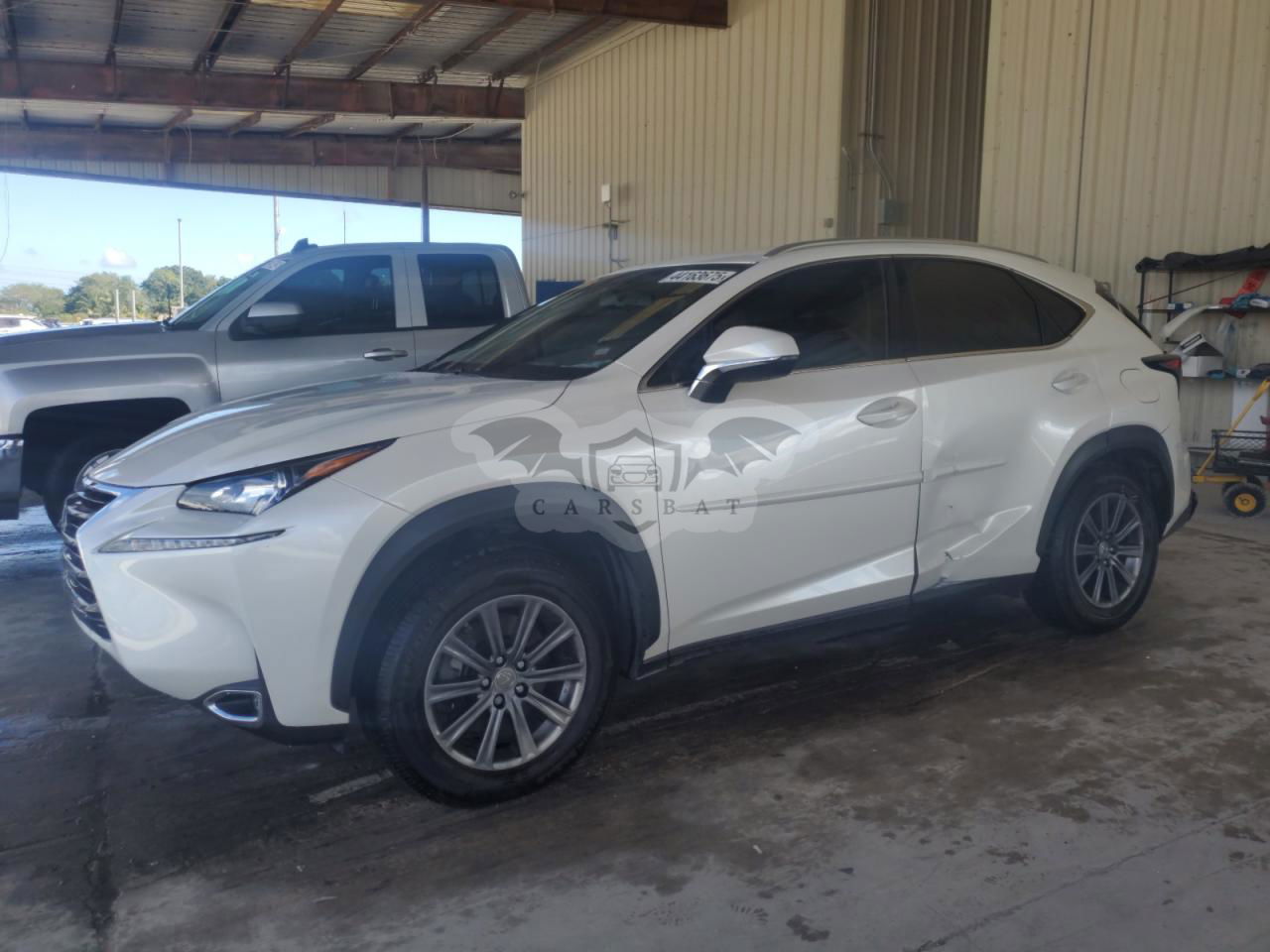 Lexus NX 200T BASE 2.0L  4 2016