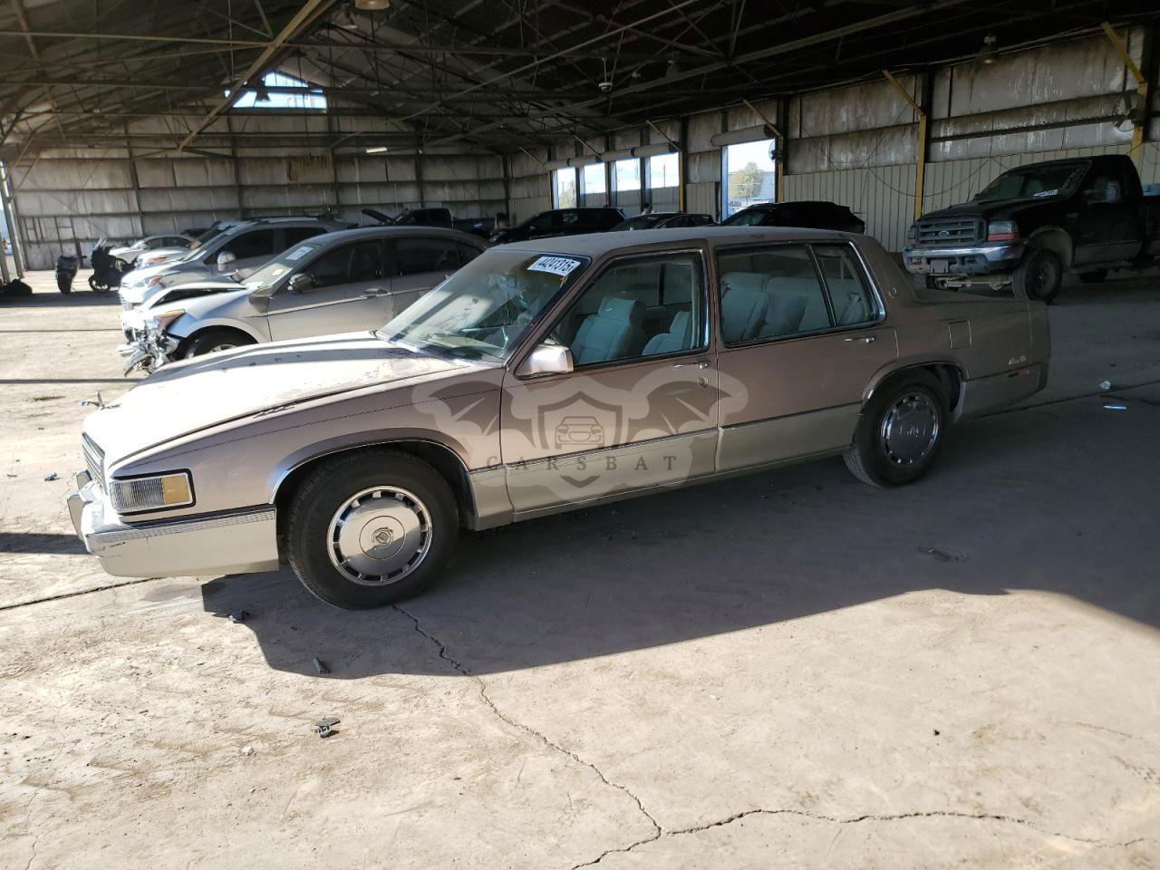 Cadillac Deville 4.5L  8 1990