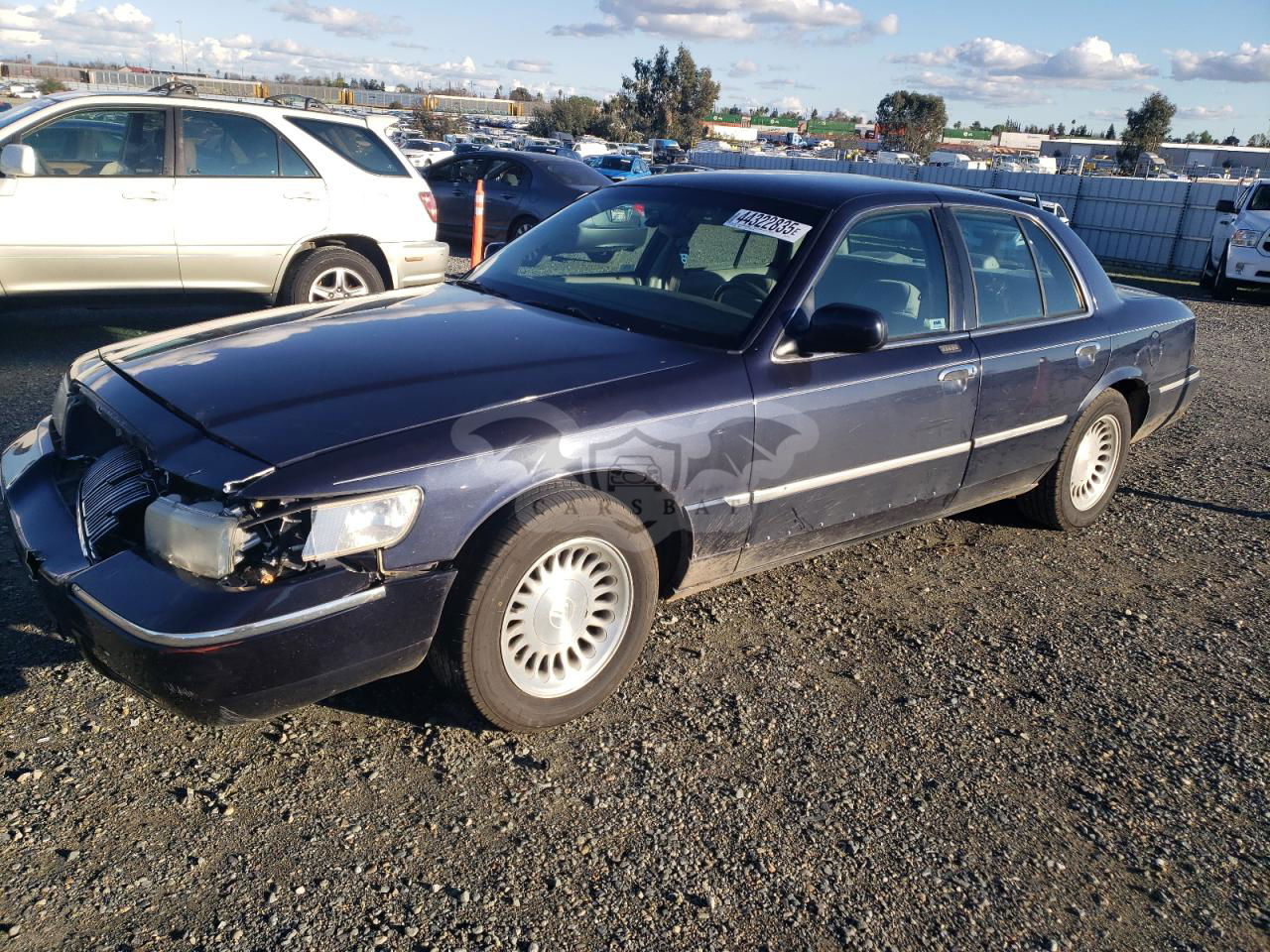 Mercury Grand Marquis LS 4.6L  8 2000