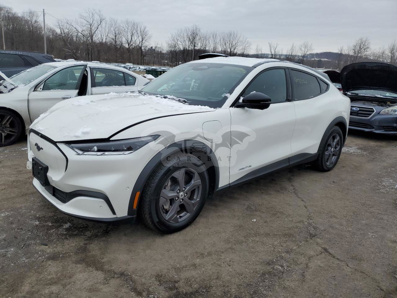 Ford Mustang Mach-E SELECT 2023