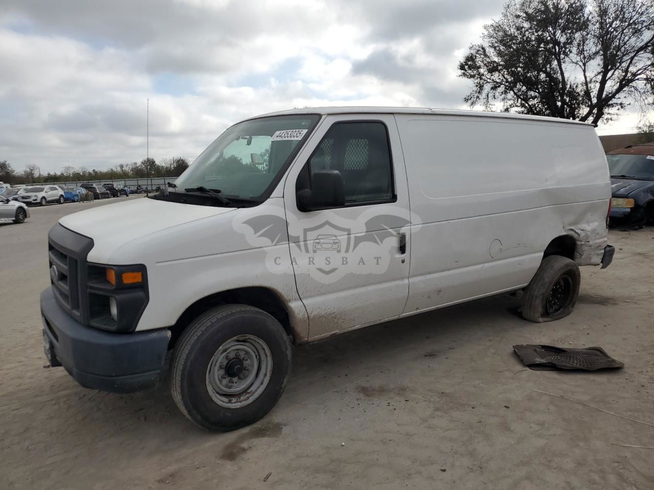 Ford Econoline E250 VAN 4.6L  8 2013
