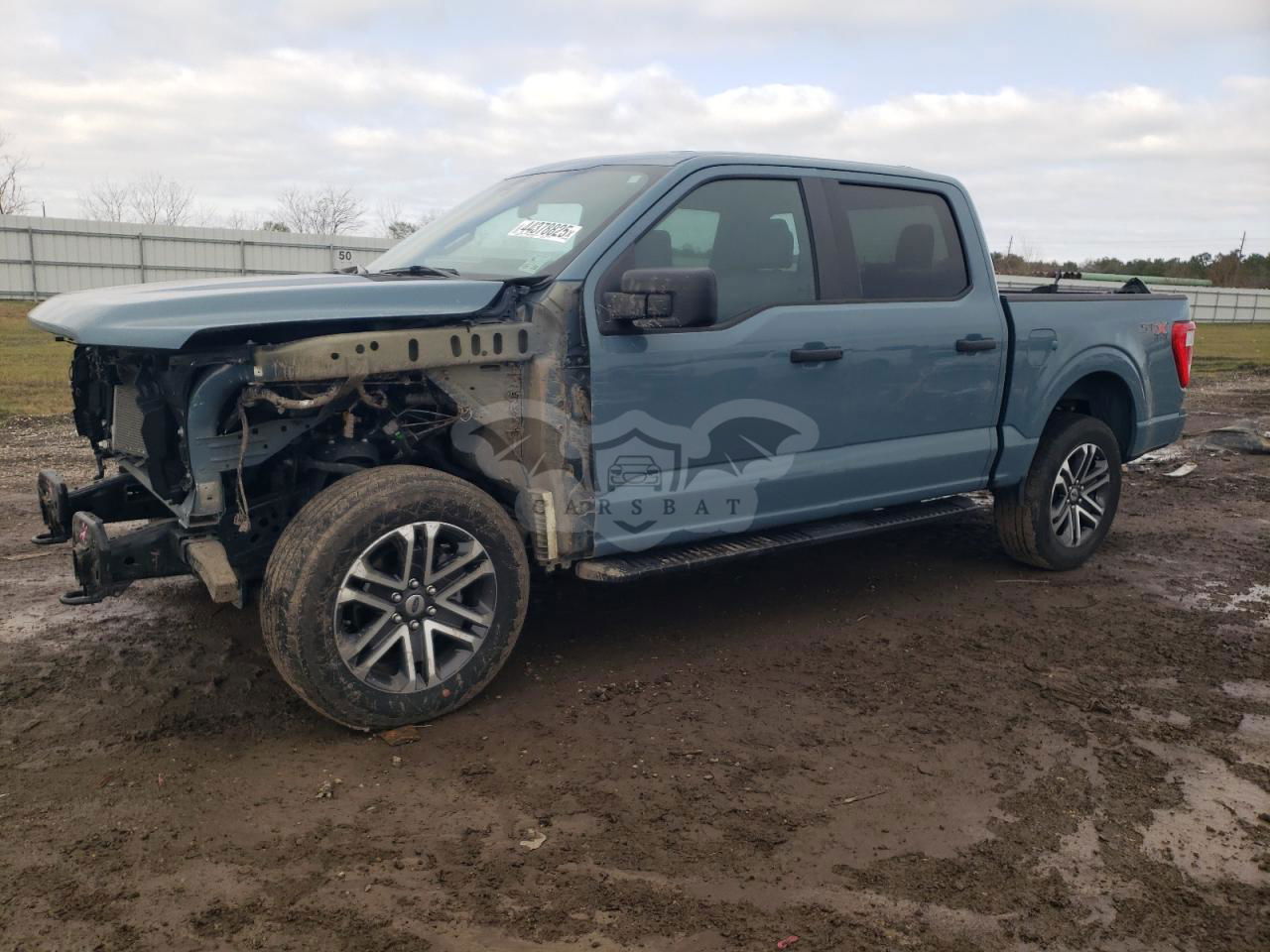 Ford F-150 SUPERCREW 5.0L  8 2023