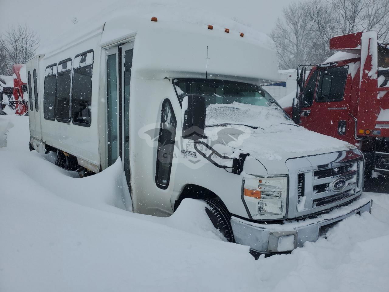 Ford Econoline E450 SUPER DUTY CUTAWAY VAN 6.8L 10 2015