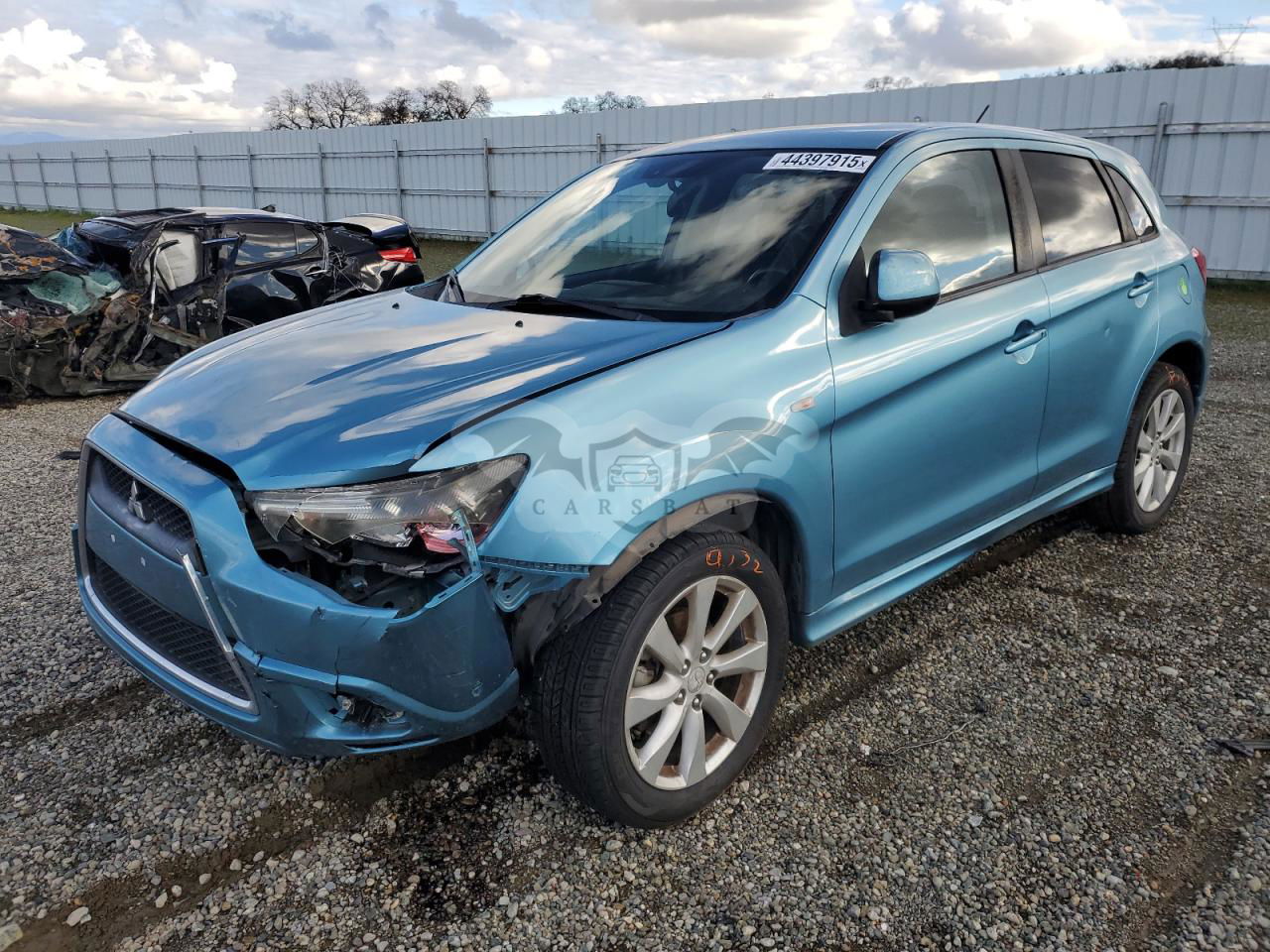 Mitsubishi Outlander SE 2.0L  4 2012