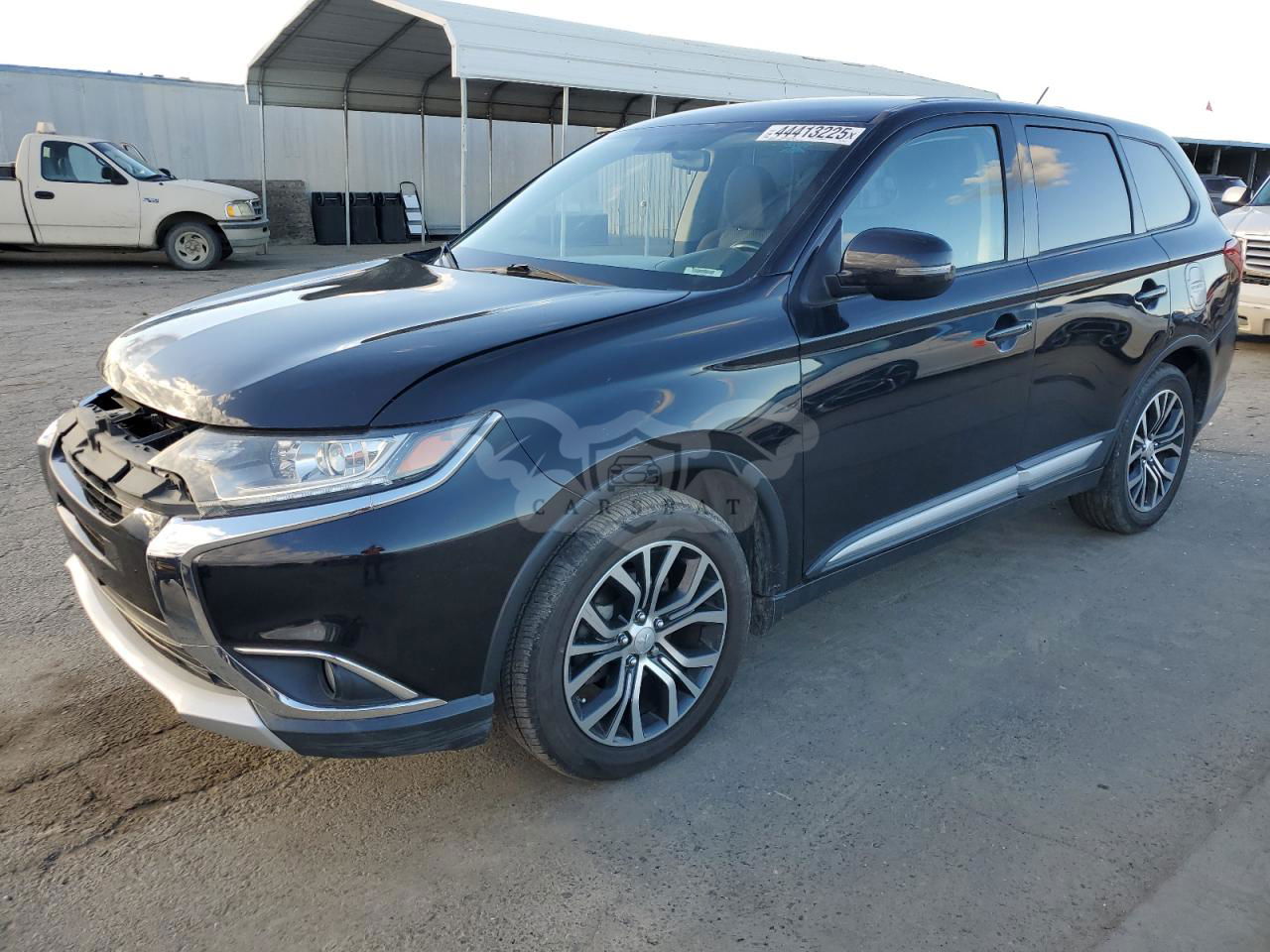 Mitsubishi Outlander SE 2.4L  4 2016