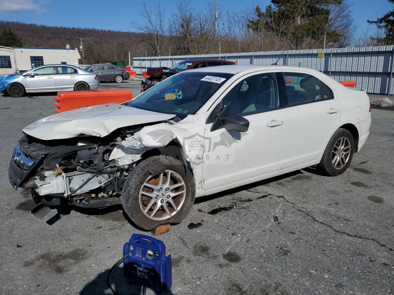 Ford Fusion S 2.5L  4 2011