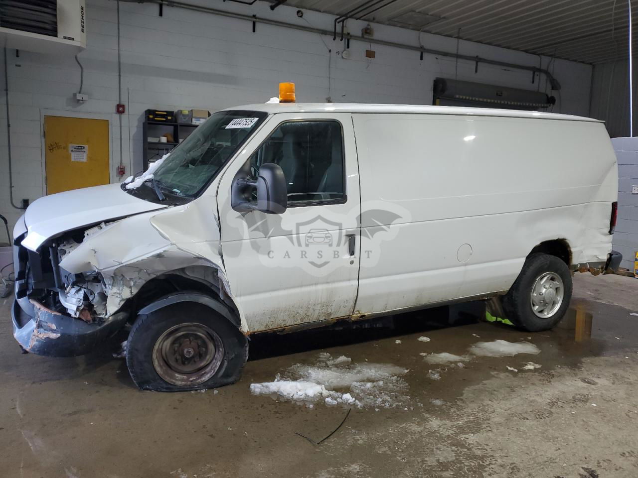 Ford Econoline E350 SUPER DUTY VAN 5.4L  8 2010