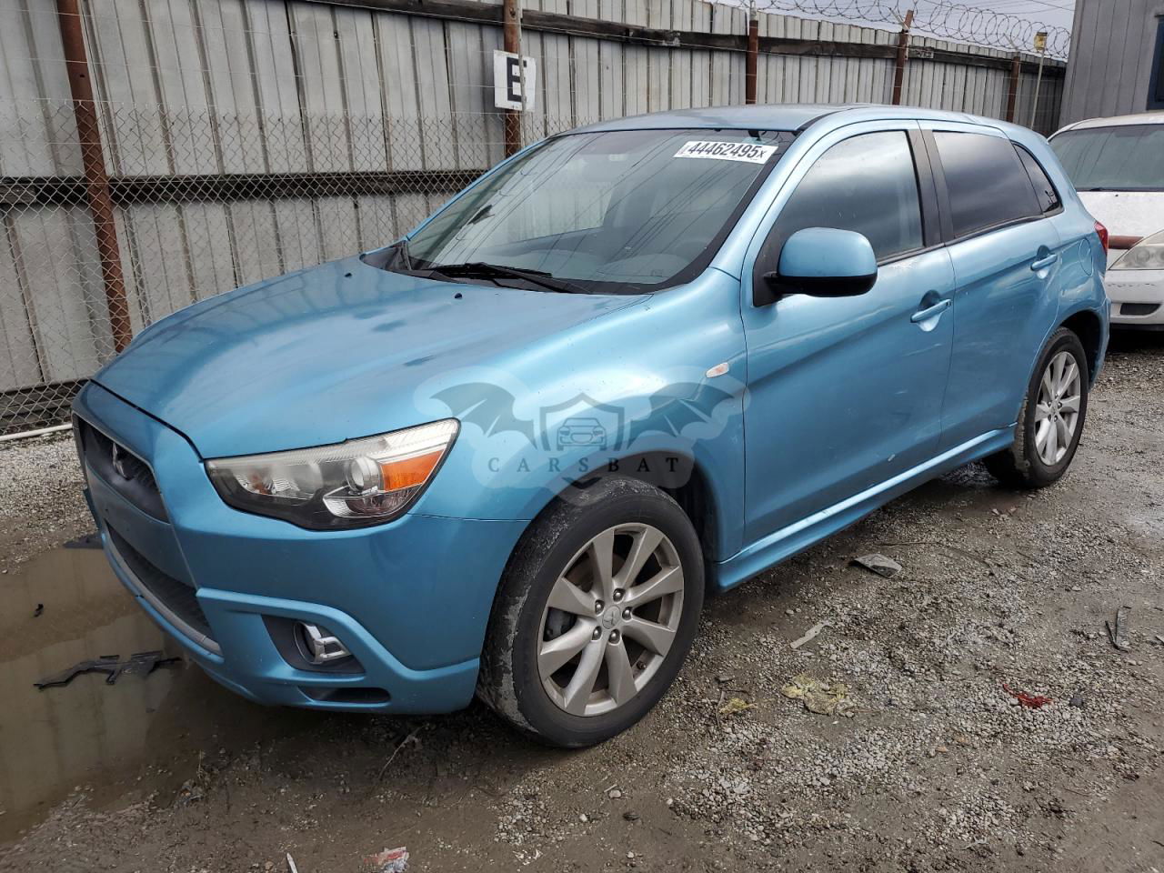 Mitsubishi Outlander SE 2.0L  4 2012