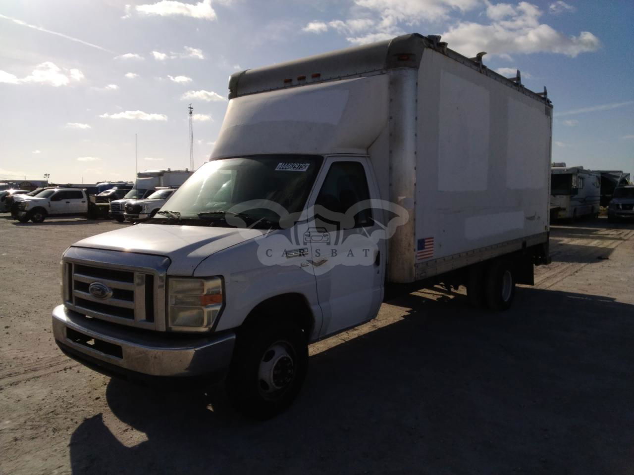 Ford Econoline E350 SUPER DUTY CUTAWAY VAN 5.4L  8 2013