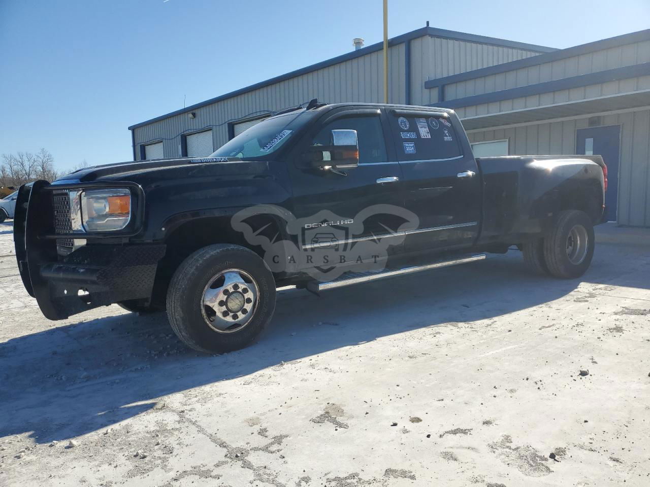 GMC Sierra K3500 DENALI 6.6L  8 2017
