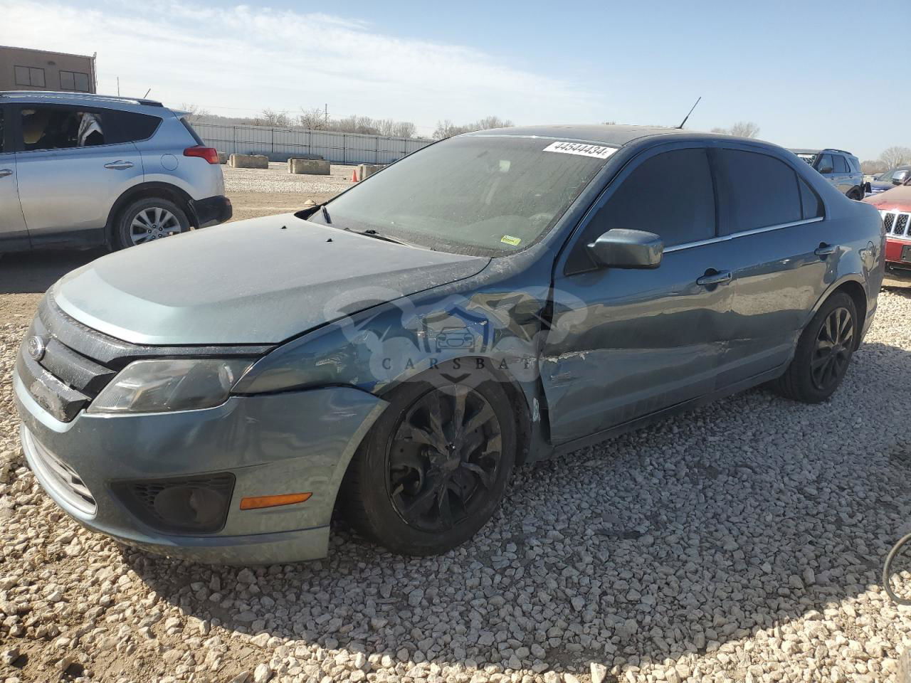 Ford Fusion SE 2.5L  4 2011