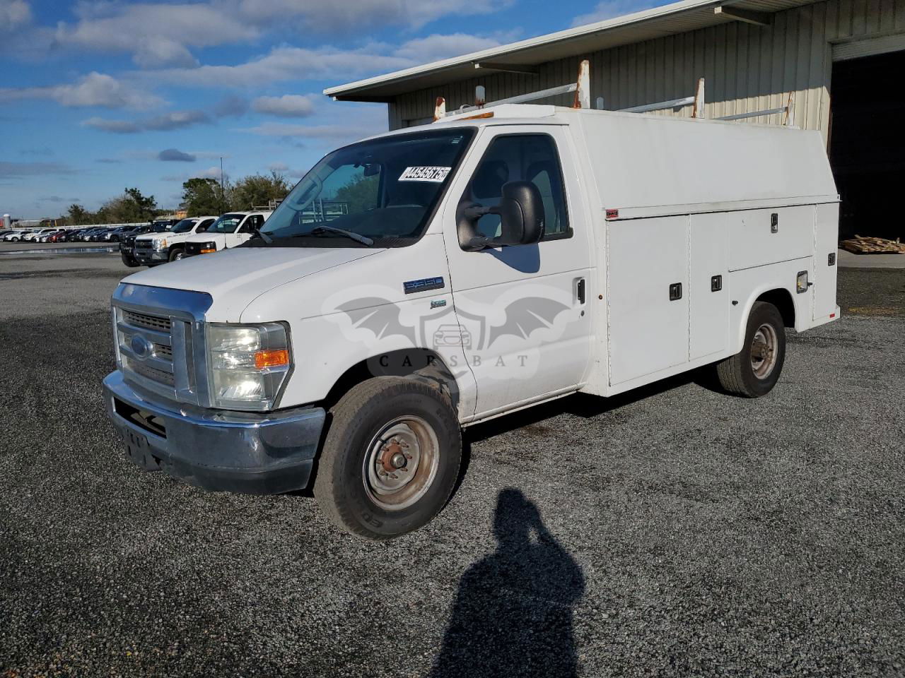Ford Econoline E350 SUPER DUTY CUTAWAY VAN 5.4L  8 2013