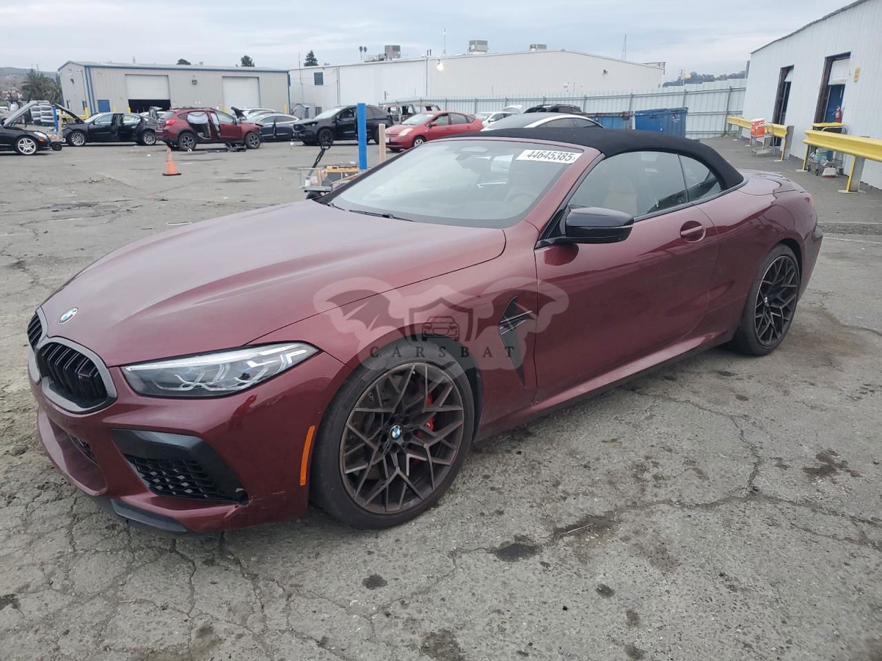 BMW M8 4.4L  8 2022