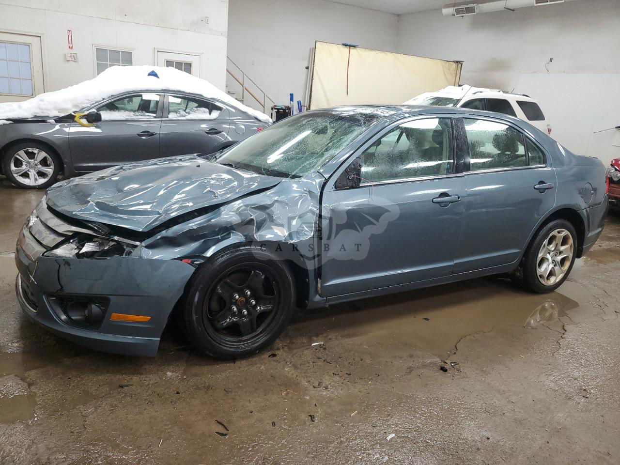 Ford Fusion SE 2.5L  4 2011