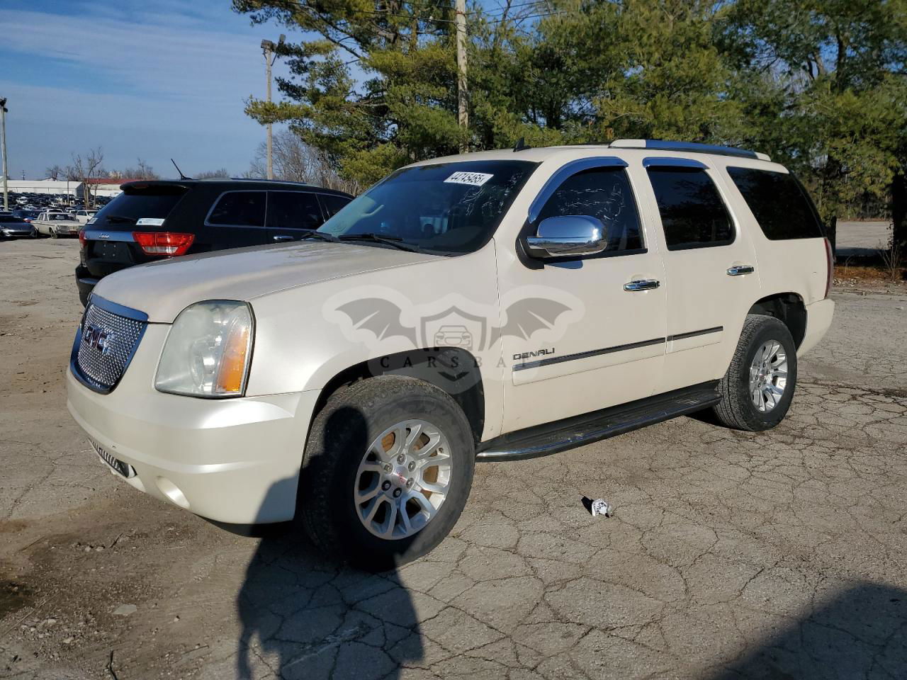 GMC Yukon DENALI 6.2L  8 2013