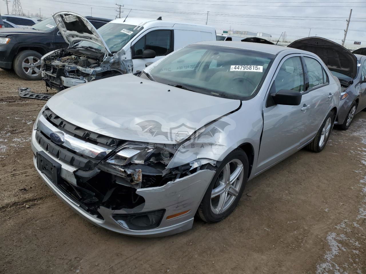 Ford Fusion S 2.5L  4 2010