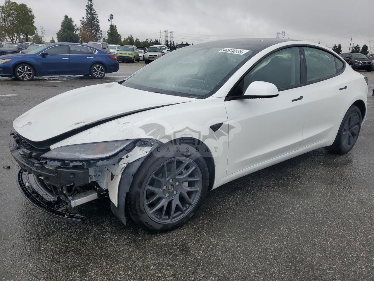 Tesla Model 3 2024