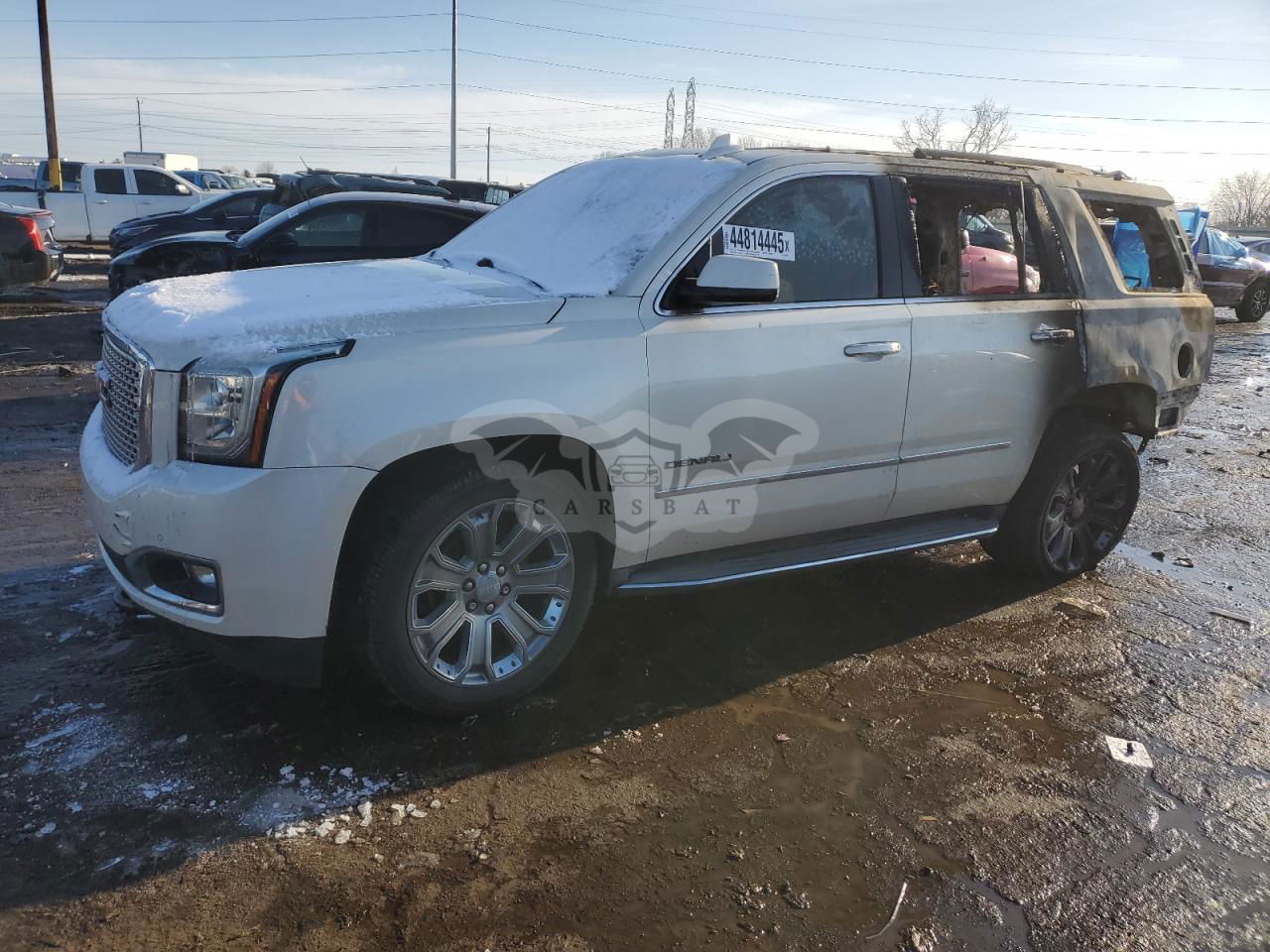 GMC Yukon DENALI 6.2L  8 2015