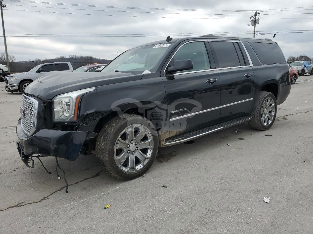 GMC Yukon DENALI 6.2L  8 2015