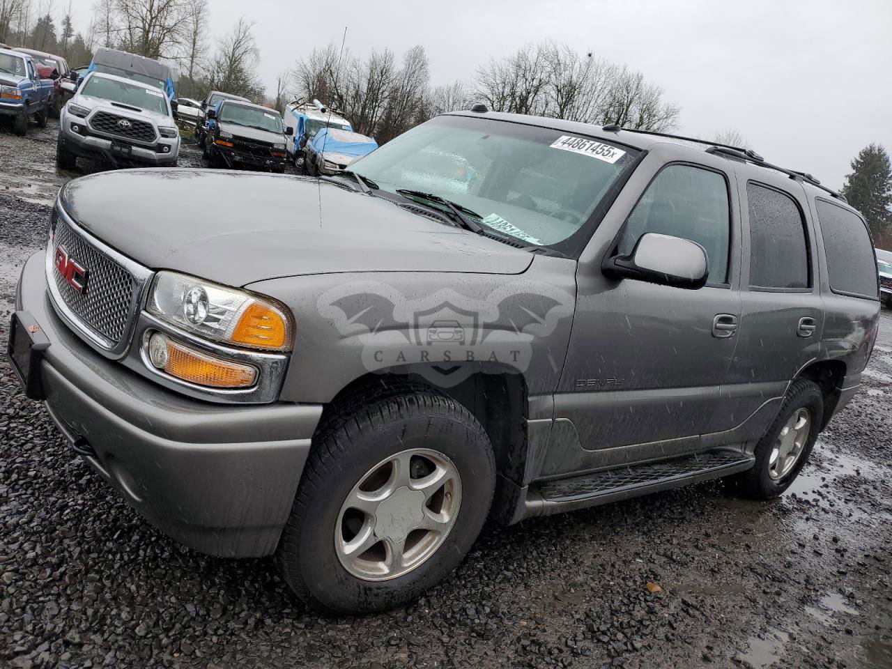 GMC Yukon DENALI 6.0L  8 2005