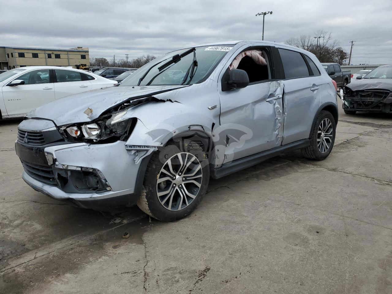 Mitsubishi Outlander ES 2.0L  4 2016