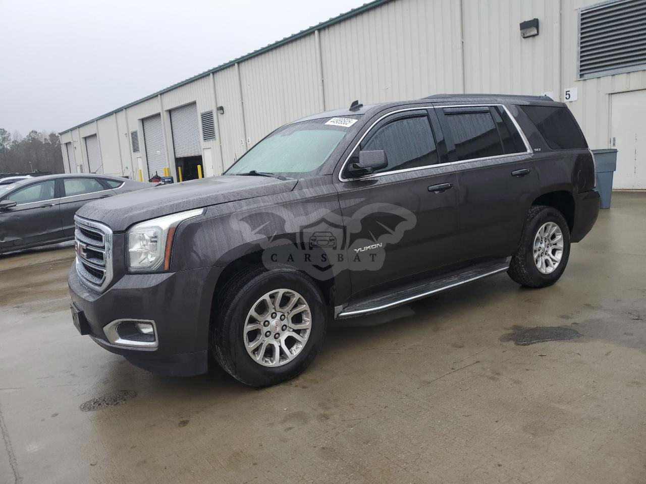 GMC Yukon SLT 5.3L  8 2015
