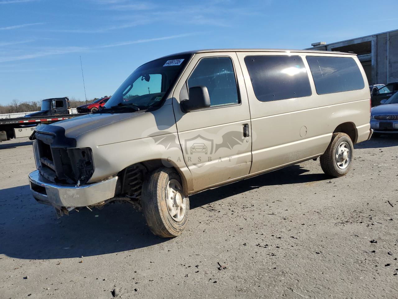 Ford Econoline E350 SUPER DUTY WAGON 5.4L  8 2013