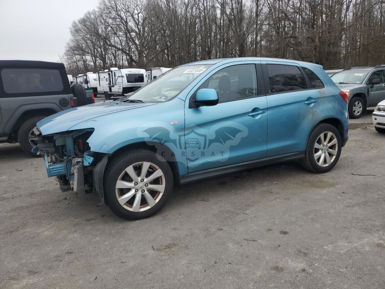 Mitsubishi Outlander ES 2.0L  4 2013