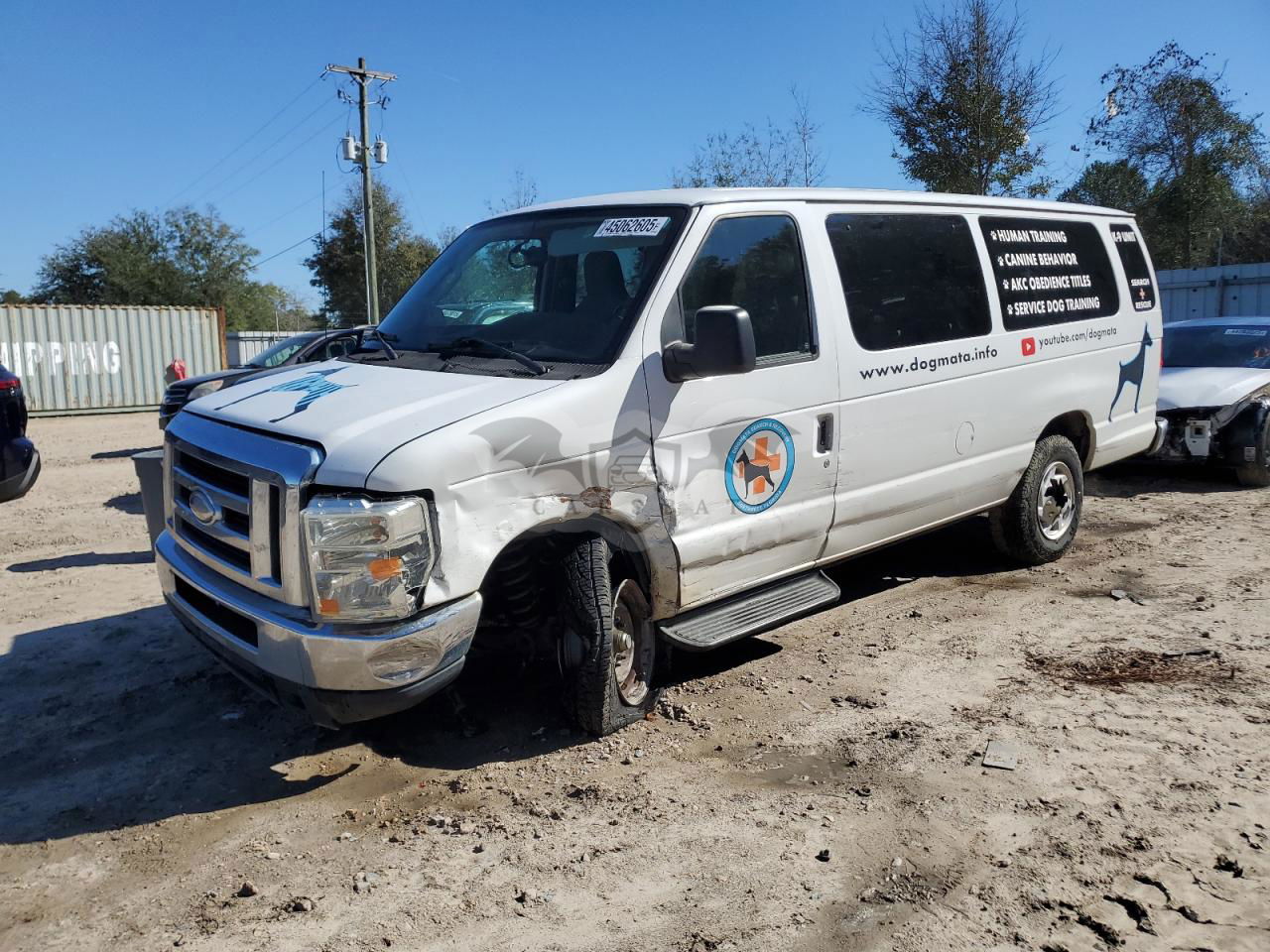Ford Econoline E350 SUPER DUTY WAGON 5.4L  8 2014