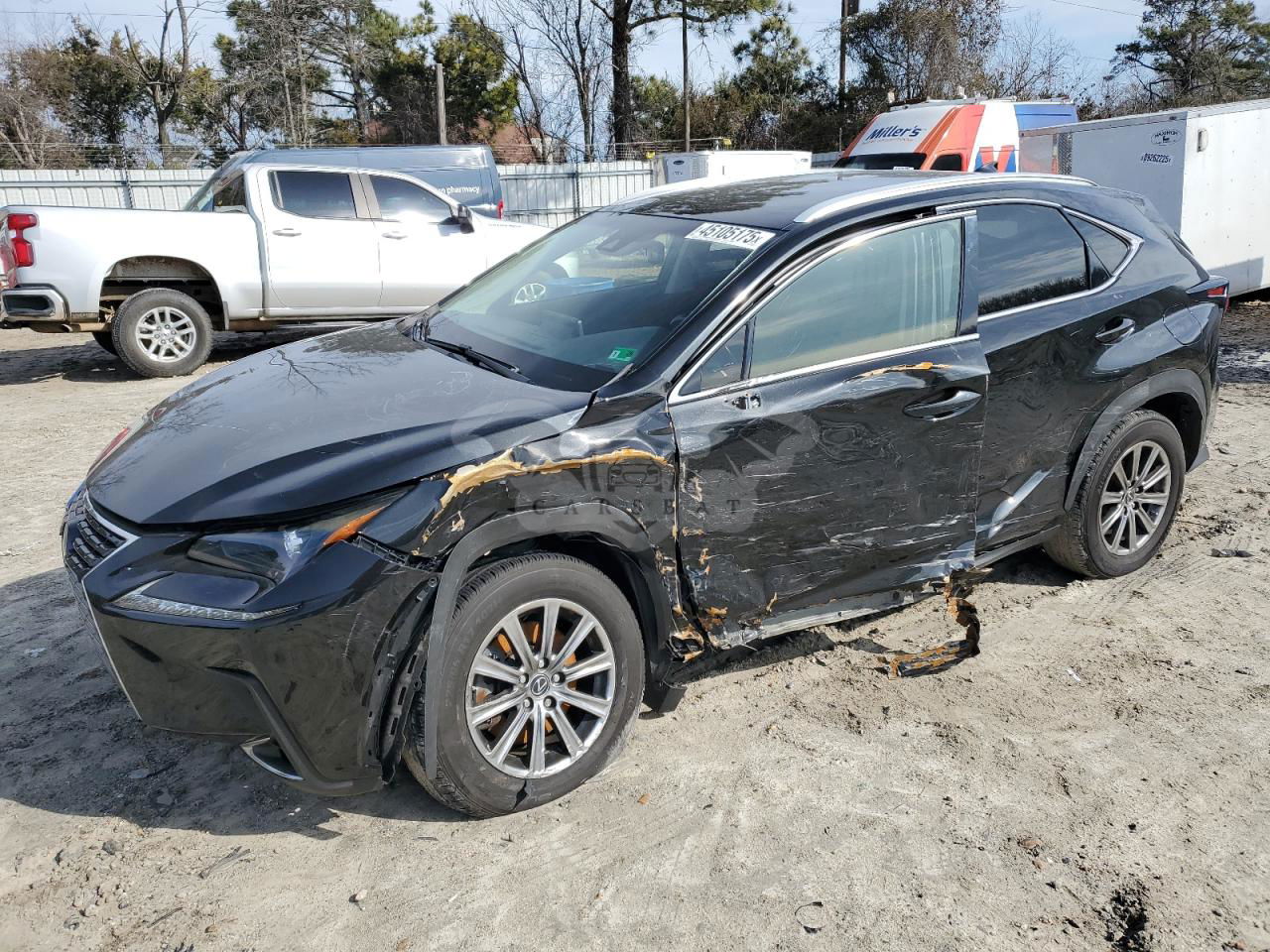 Lexus NX 300 BASE 2.0L  4 2017