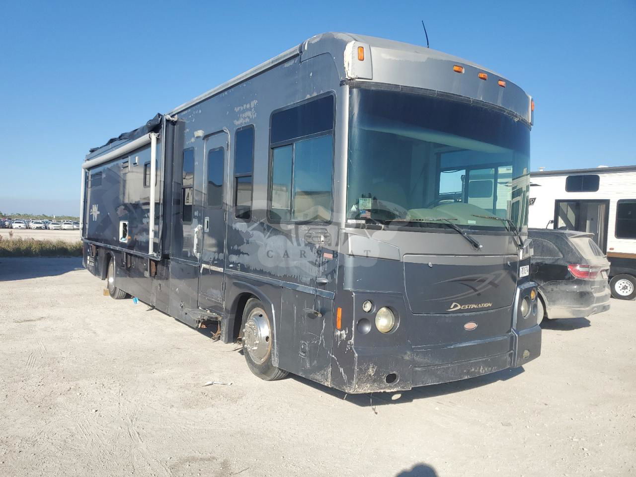 Freightliner X-line X LINE MOTOR HOME 6.7L  6 2007