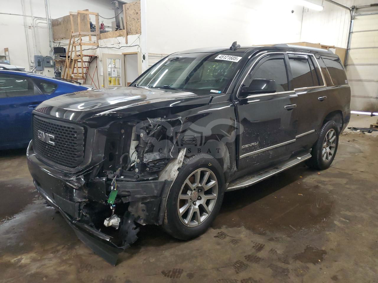 GMC Yukon DENALI 6.2L  8 2016