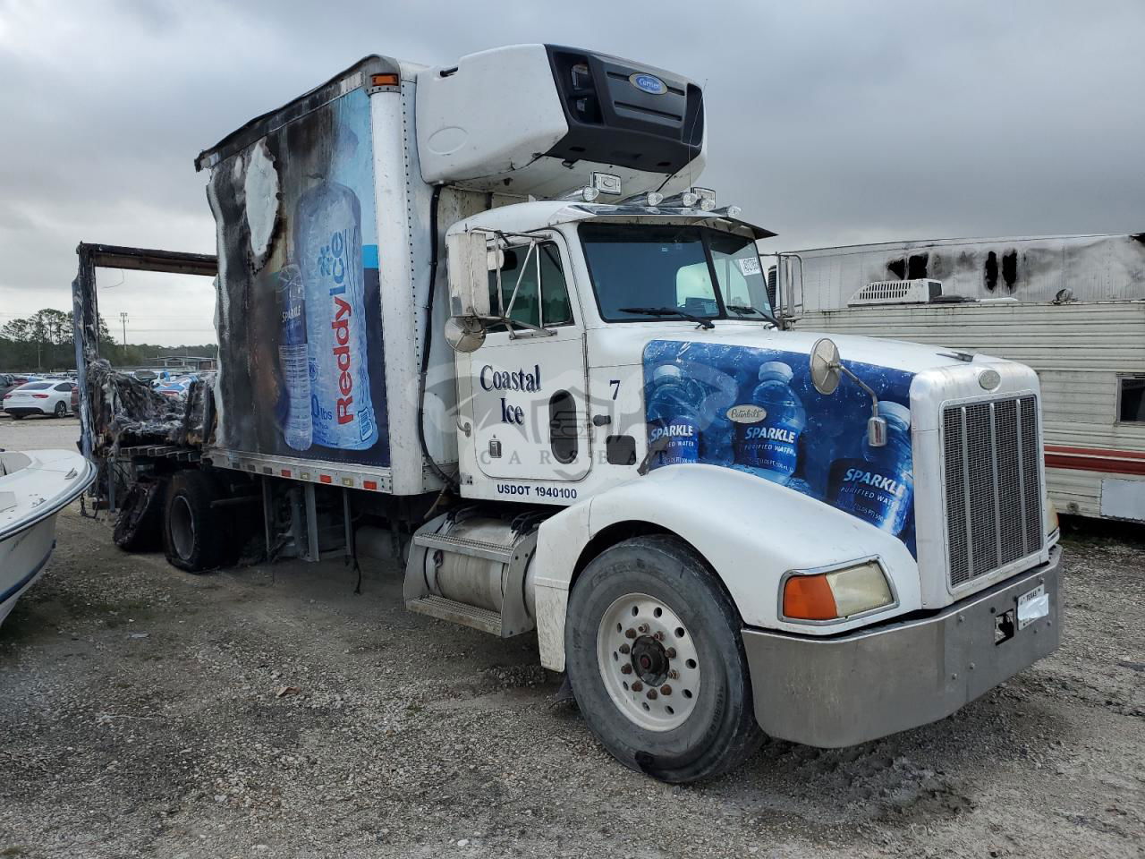 Peterbilt 385 6 1999