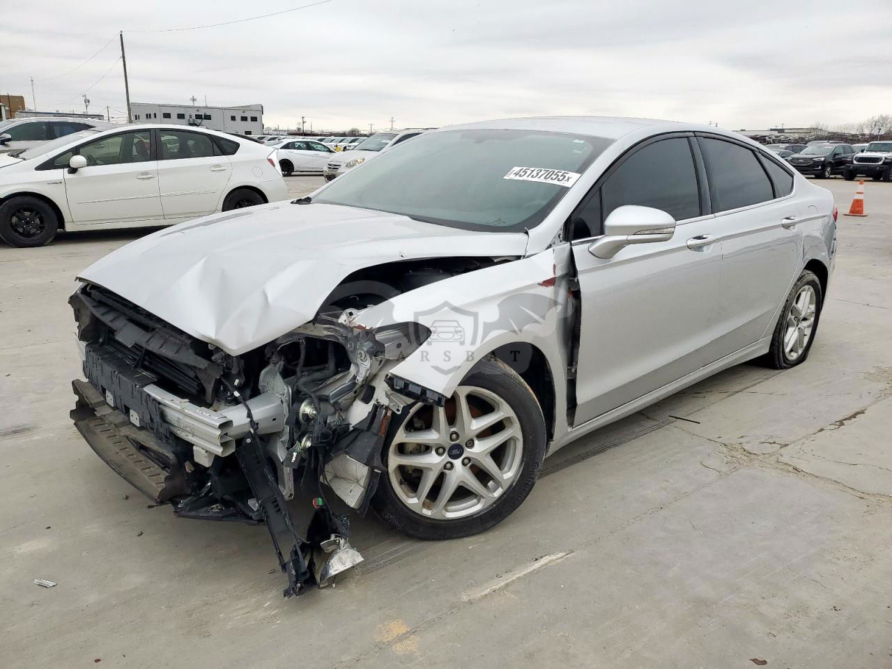 Ford Fusion SE 2.5L  4 2016