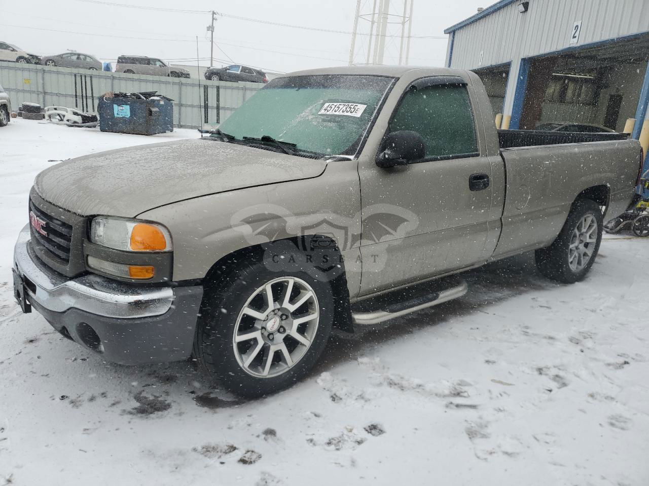 GMC Sierra C1500 4.8L  8 2003
