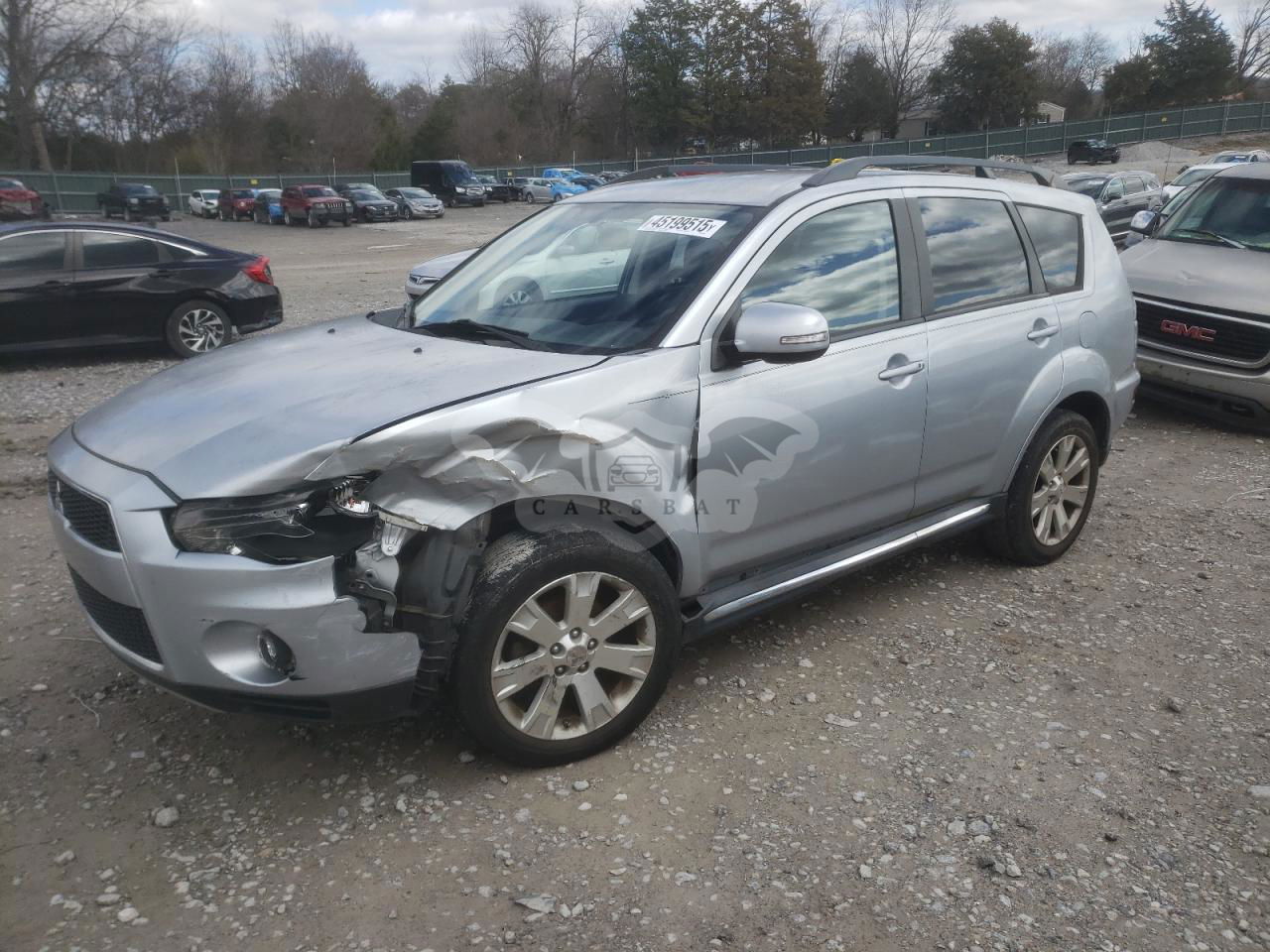 Mitsubishi Outlander SE 2.4L  4 2013