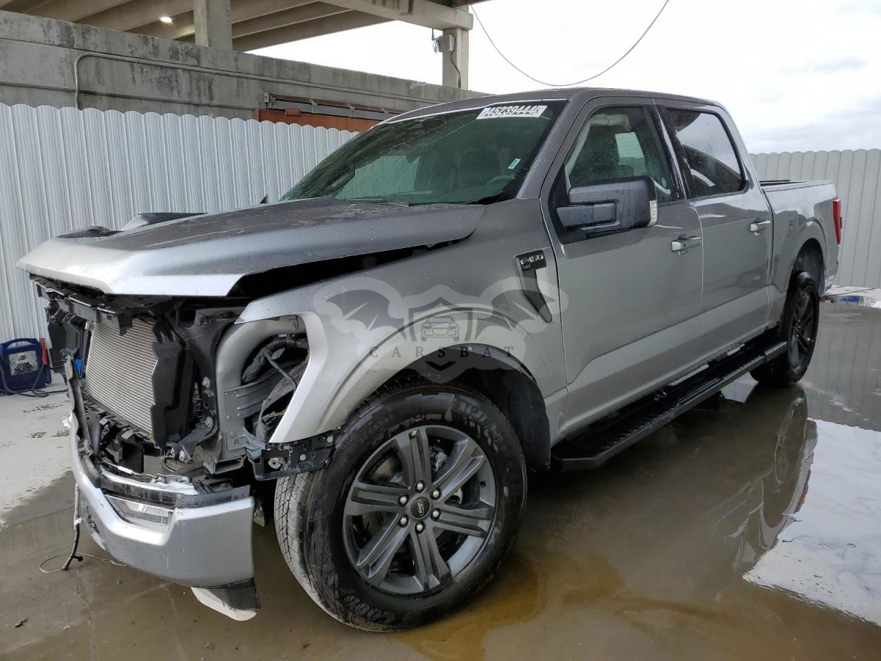 Ford F-150 SUPERCREW 5.0L  8 2023