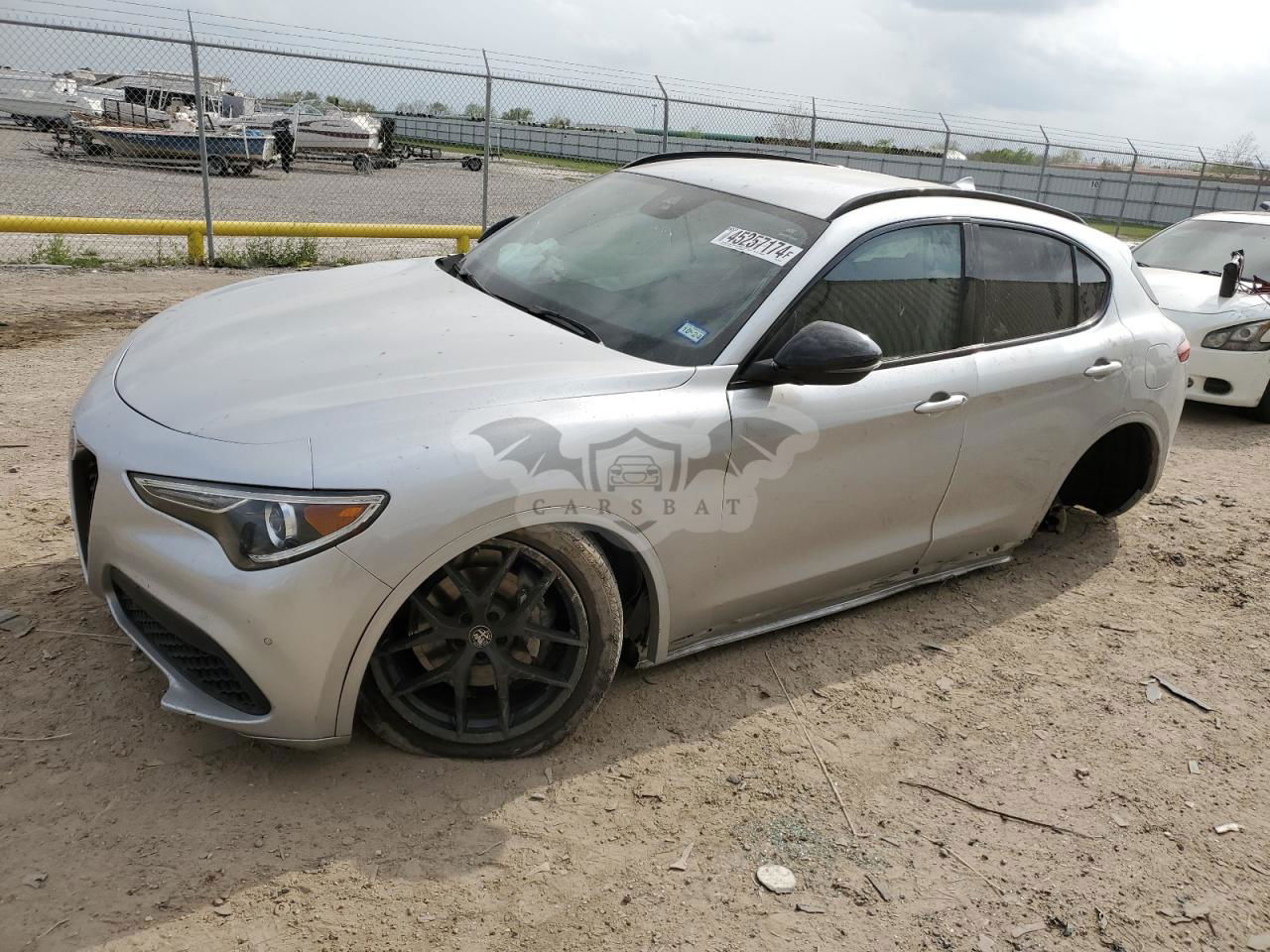 Alfa Romeo Stelvio 2021