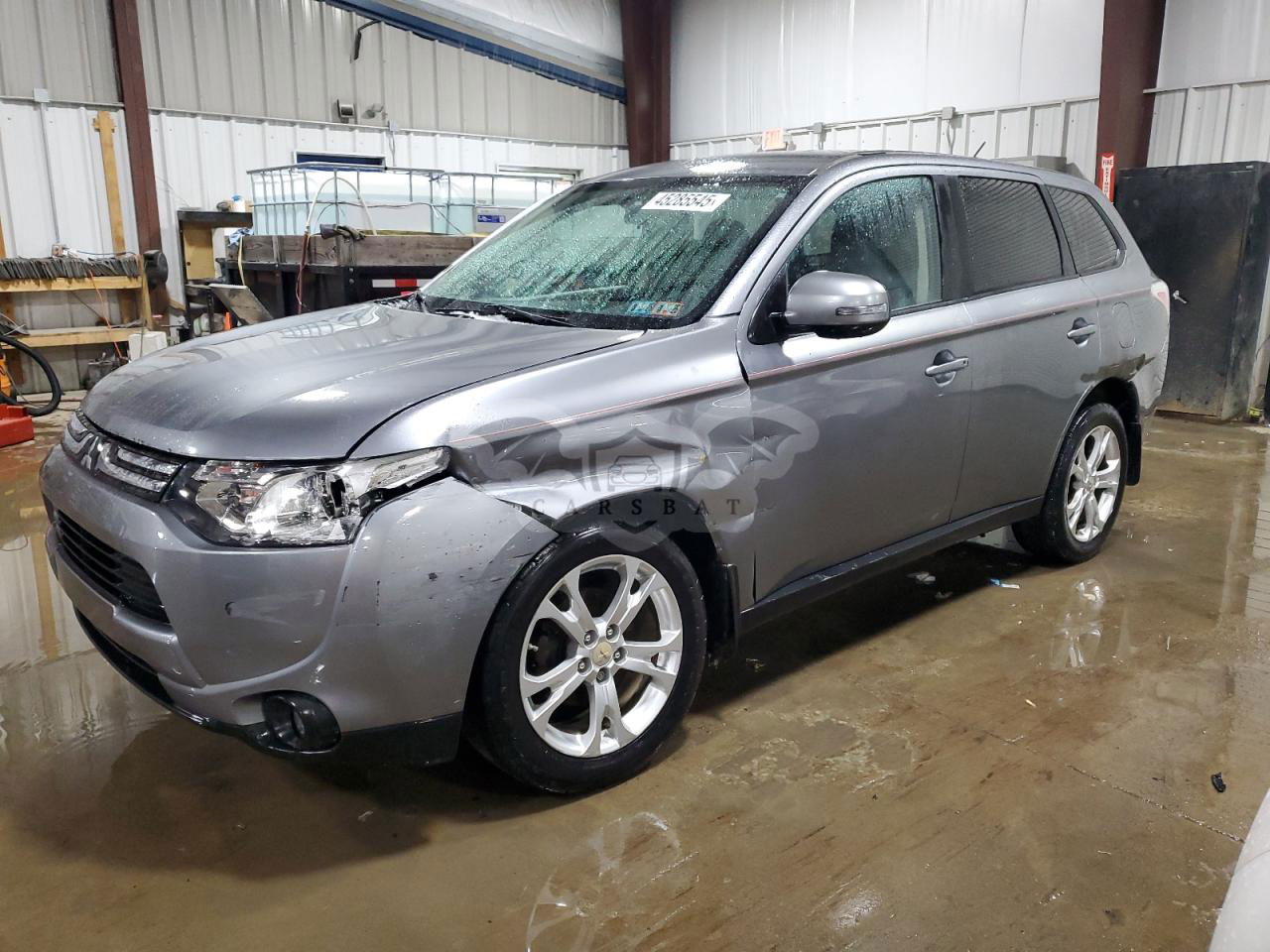 Mitsubishi Outlander SE 2.4L  4 2014