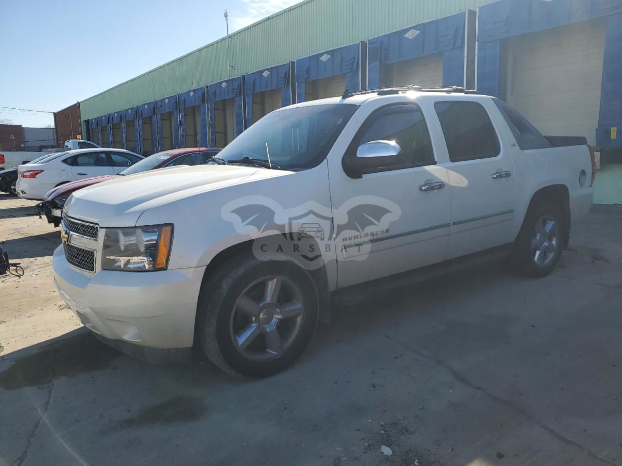 Chevrolet Avalanche LTZ 5.3L  8 2011
