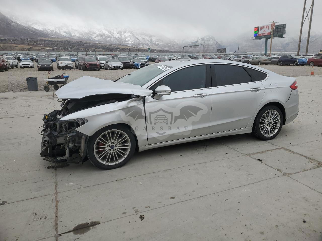 Ford Fusion SE 2.0L  4 2015
