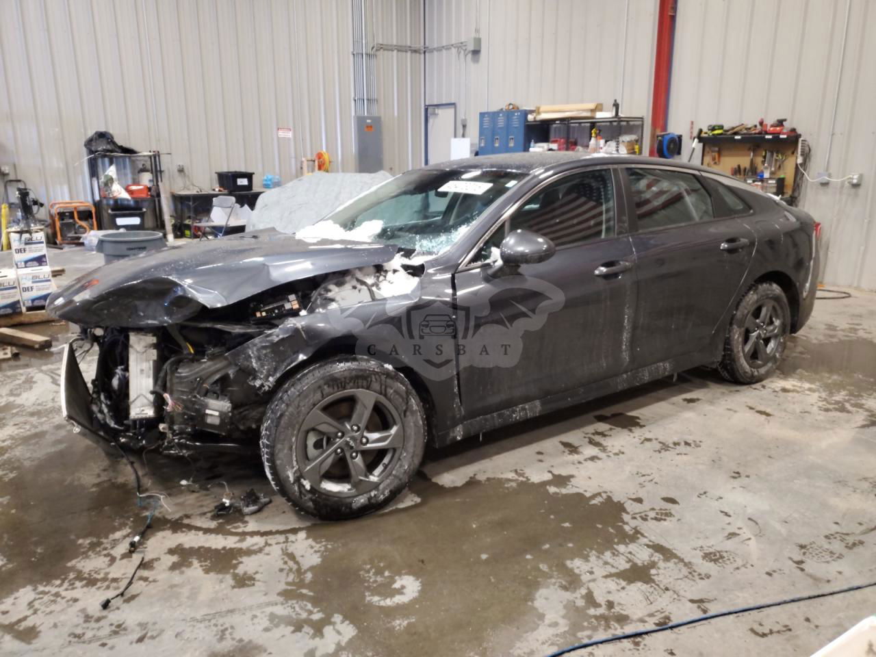 Kia K5 LXS 1.6L  4 2022