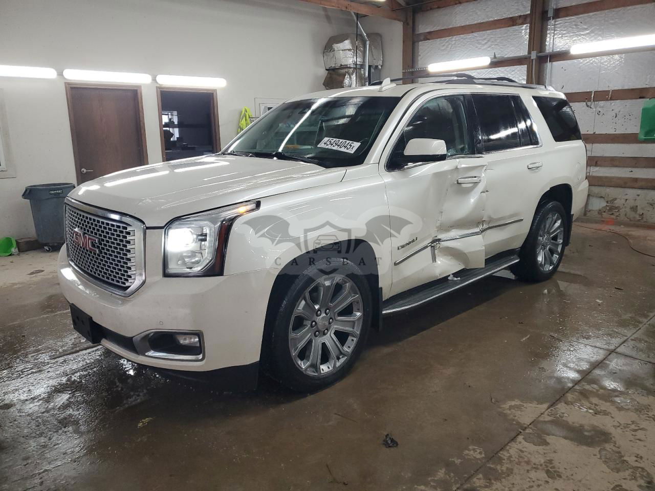 GMC Yukon DENALI 6.2L  8 2015