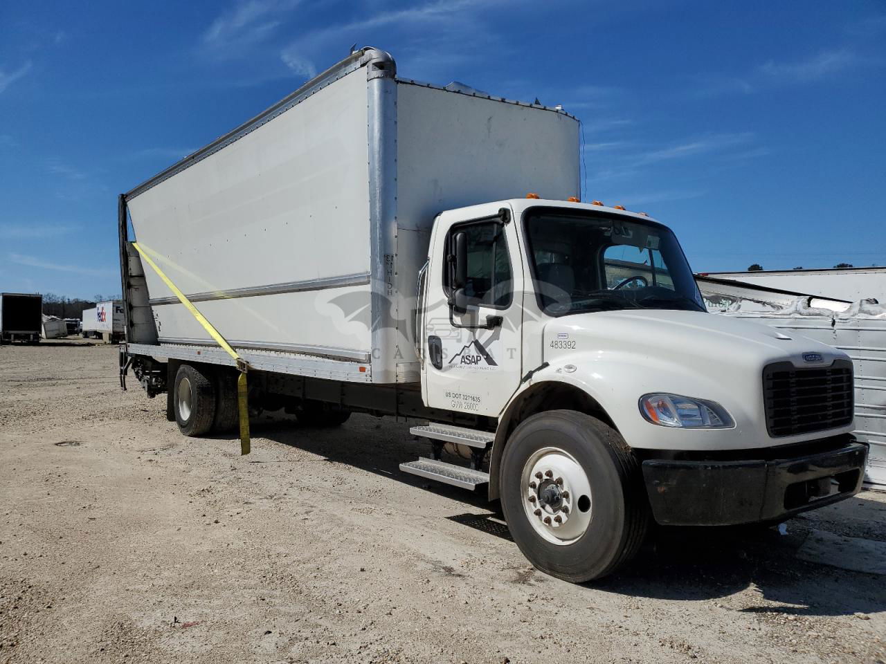 Freightliner Business Class M2 106 MEDIUM DUTY 6.7L  6 2023