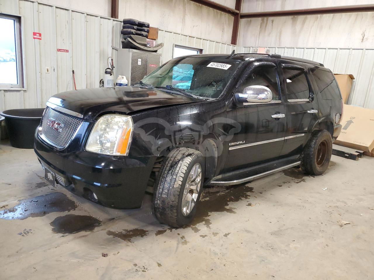 GMC Yukon DENALI HYBRID 6.0L  8 2012
