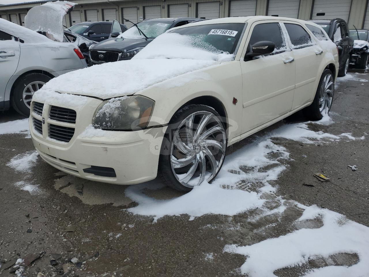 Dodge Magnum SXT 3.5L  6 2005
