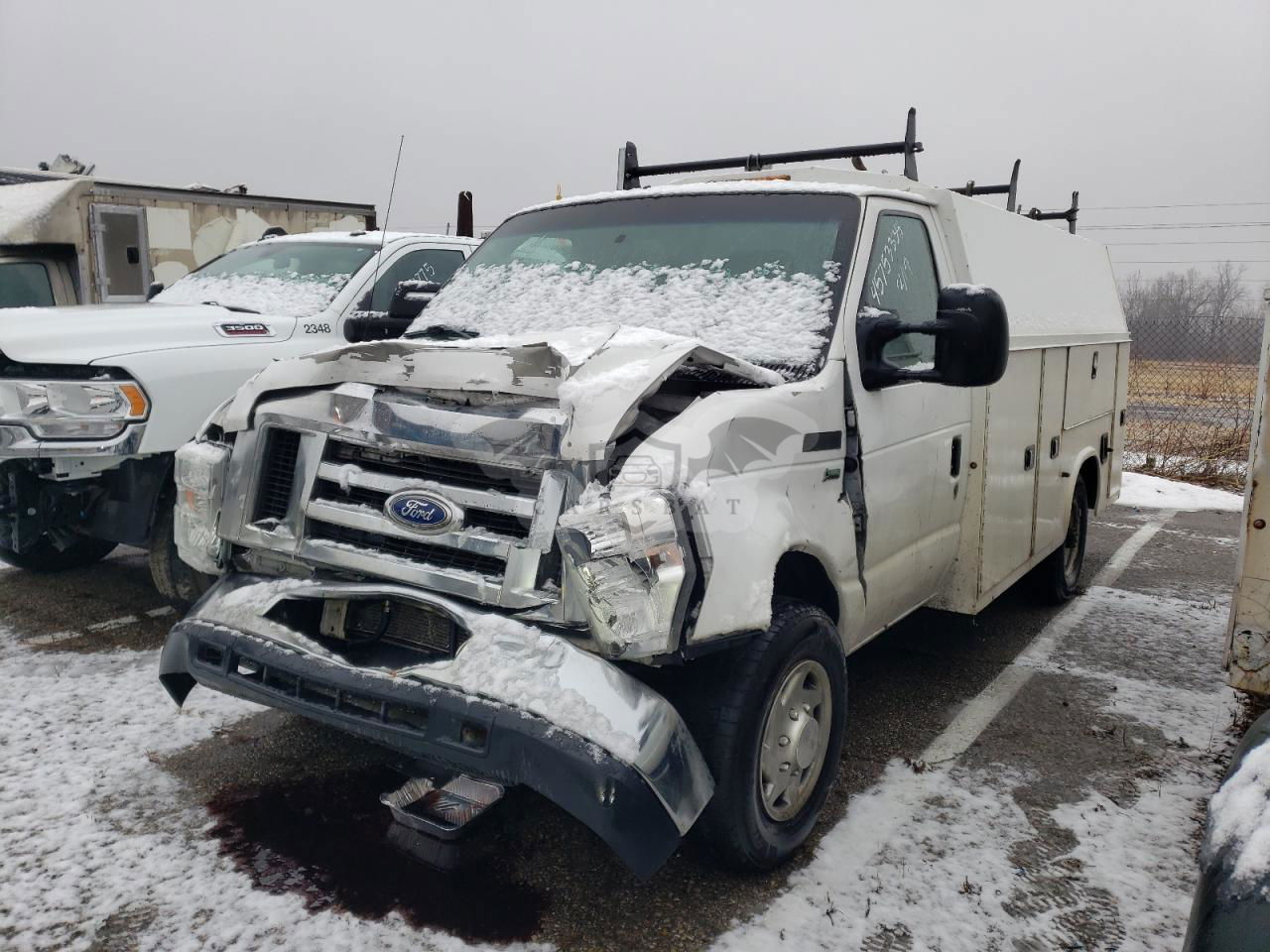 Ford Econoline E350 SUPER DUTY CUTAWAY VAN 5.4L  8 2015