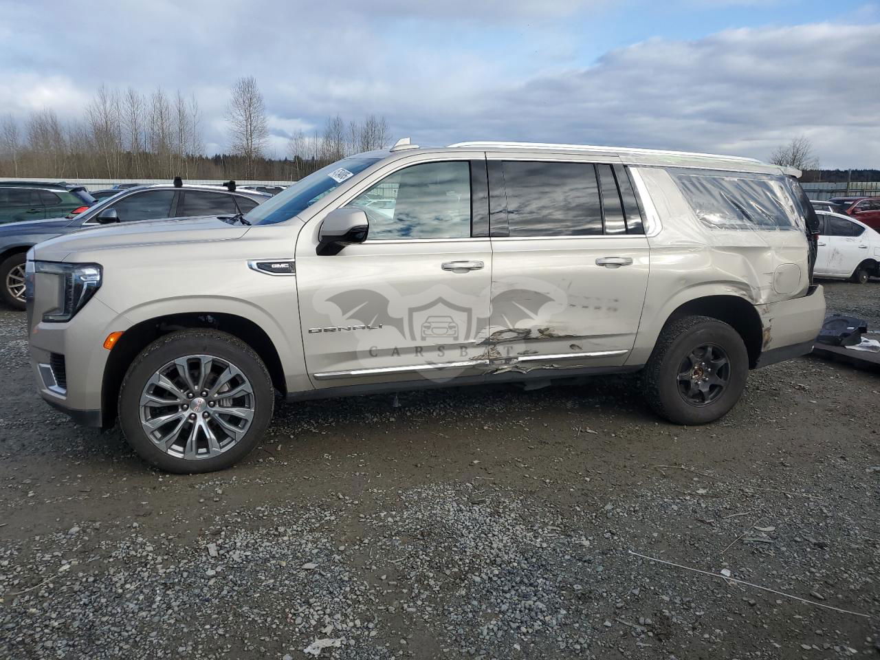 GMC Yukon DENALI 6.2L  8 2021