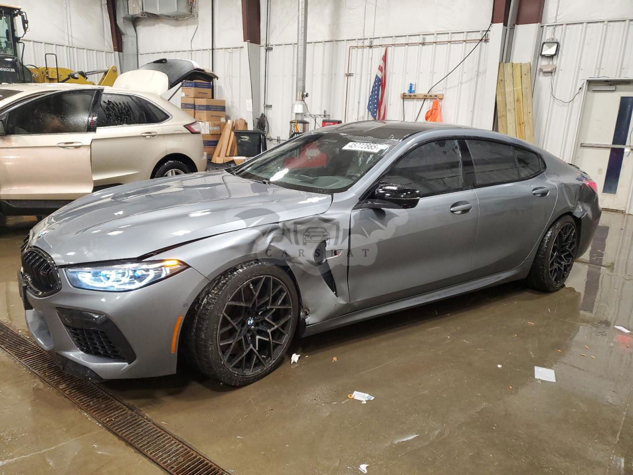 BMW M8 4.4L  8 2022