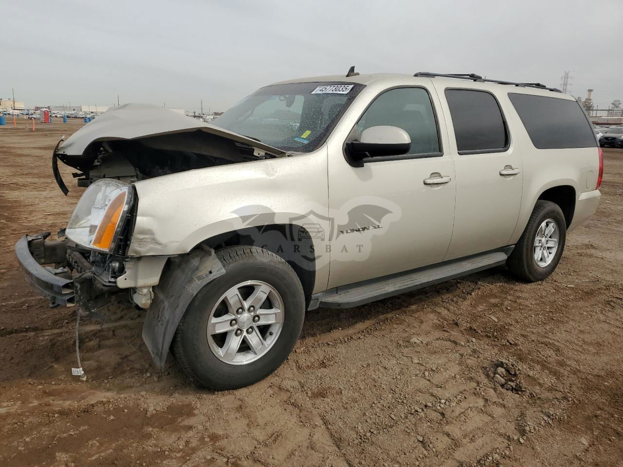 GMC Yukon C1500 SLT 5.3L  8 2013